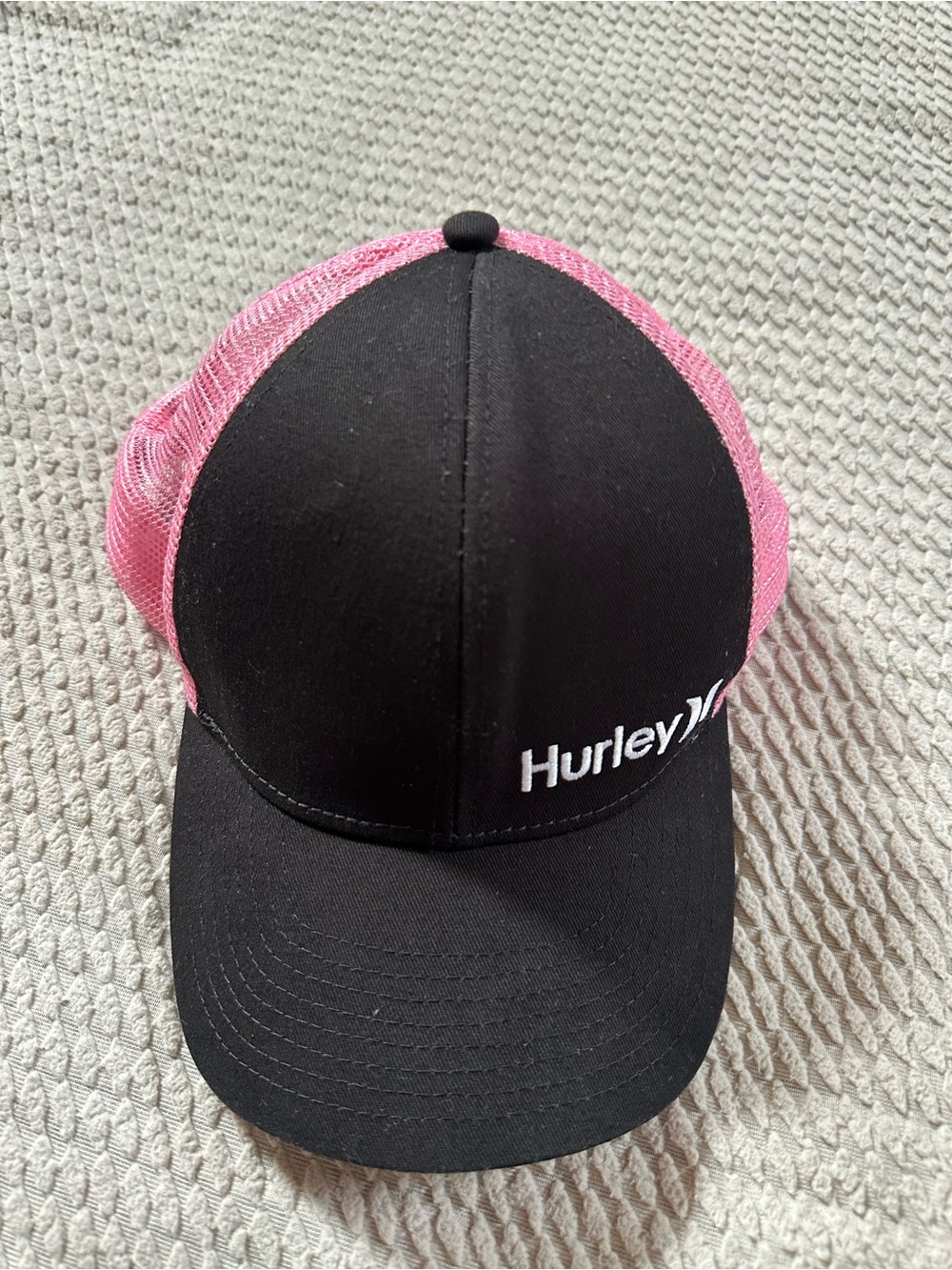 Hurley Black Front Pink Mesh Trucker Cap